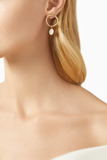 Kiku Coin Pearl Earrings in 18kt Gold