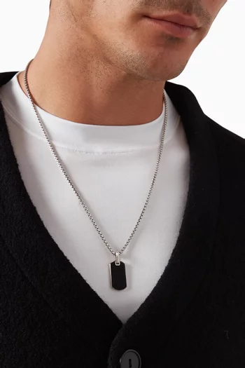 دلاية مرصعة بحجر العقيق ونقشة شيفرون فضة إسترلينية، 27 مم