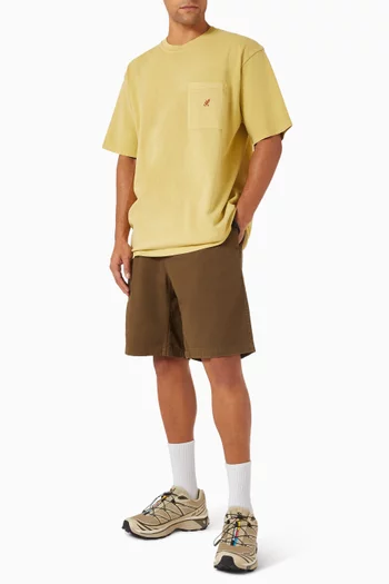 شورت بتصميم مصبوغ بشعار الماركة تويل عضوي