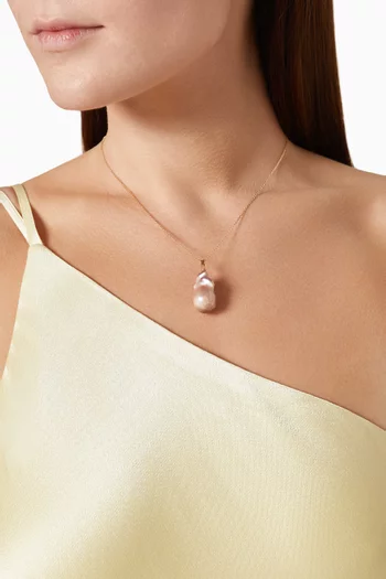 Kiku Baroque Pearl Pendant Necklace in 18kt Gold