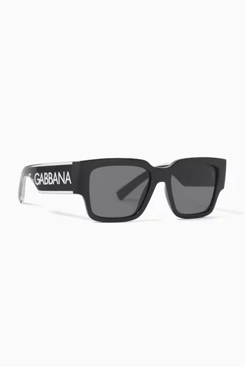 Square Sunglasses in Injected Plastic