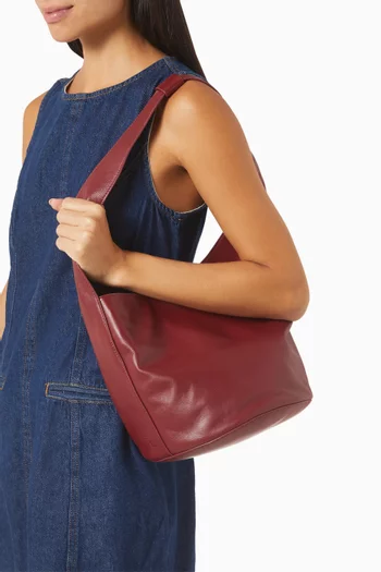 Medium Silvana Bucket Shoulder Bag in Nappa