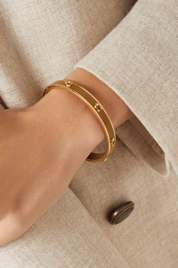 Pegged C Enamel Hinged Bangle in Gold-plated Brass