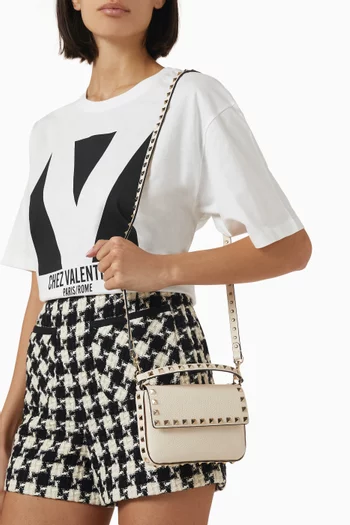 Rockstud Pouch in Grained Calfskin