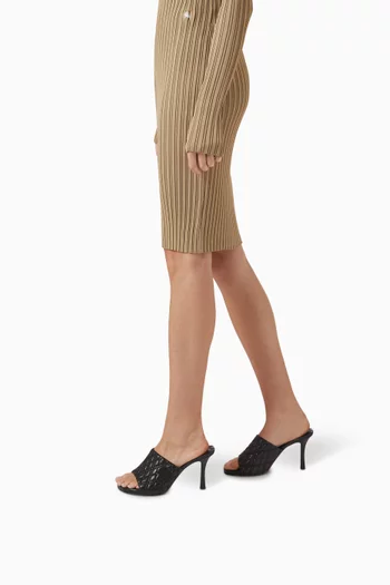 حذاء مفتوح مطرز بورود بكعب 85 مم جلد مبطن