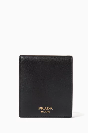 Bi-fold Wallet in Leather