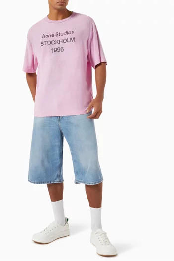 Loose-fit Bermuda Shorts in Denim