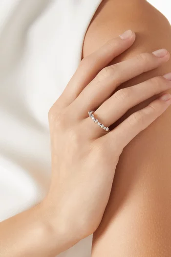 Small Gifu Diamond Ring in 18kt White Gold