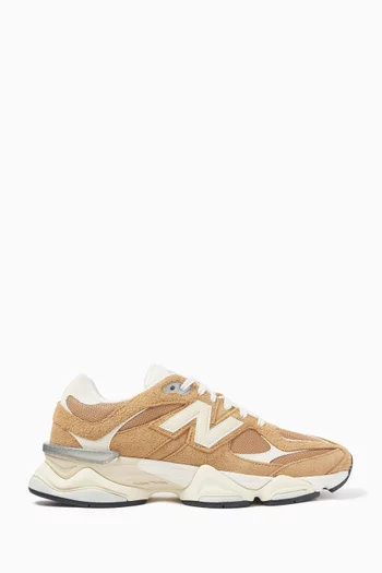 9060 Sneakers in Suede & Mesh