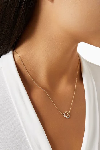 Interlocked Diamond Pendant Necklace in 18kt Gold