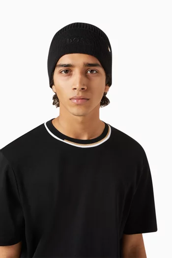 Magico Beanie Hat in Cotton-blend