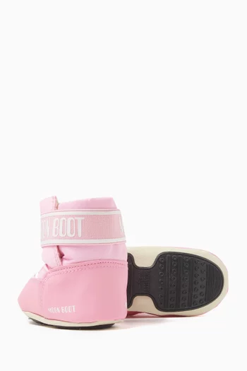 Crib Boots in Nylon