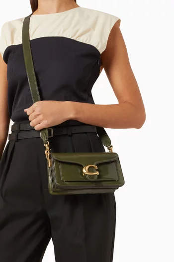 Tabby 20 Shoulder Bag in Polished Leather