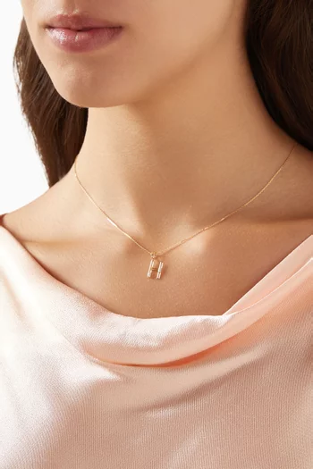 Letter 'H' Initial Pendant Necklace in 18kt Gold