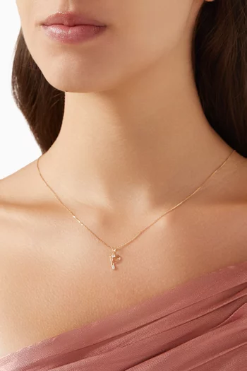 Letter 'P' Initial Pendant Necklace in 18kt Gold