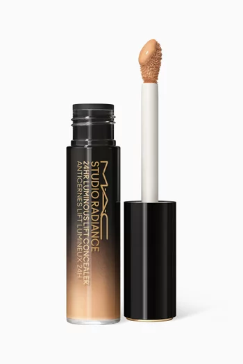 NC 15 Studio Radiance Serum-powered™ Concealer, 8.8ml
