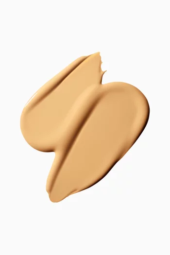 NC 20 Studio Radiance Serum-powered™ Concealer, 8.8ml