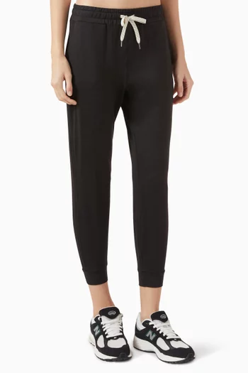 Performance Sweatpants in DreamKnit™