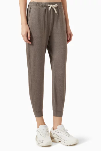 Performance Sweatpants in DreamKnit™