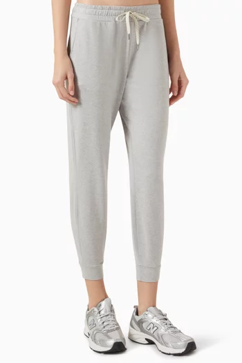 Performance Sweatpants in DreamKnit™