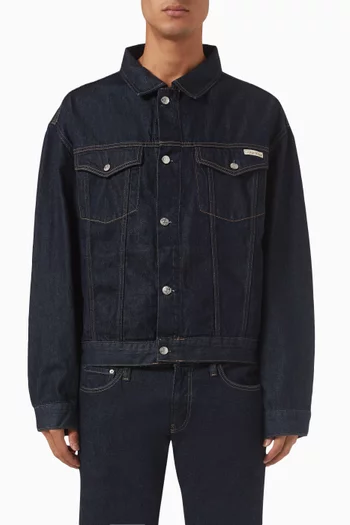Relaxed Buttoned Jacket in Denim