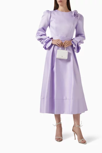 فستان متوسط الطول بأساور كشكش