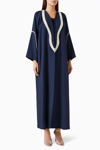 عباية بحواف مزينة بالخرز كريب