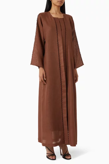عباية مزينة بالكروشيه كتان