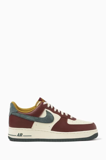 Air Force 1 '07 LV8 Sneakers