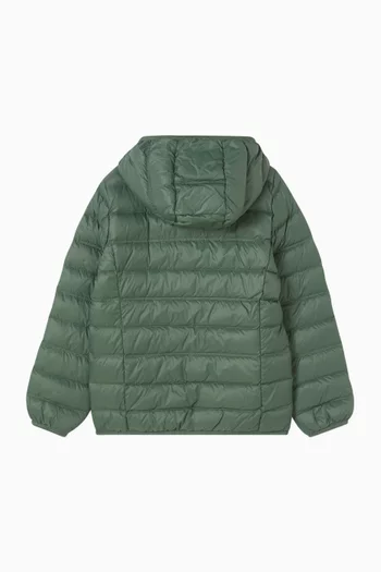 كنزة بغطاء رأس بشعار الماركة