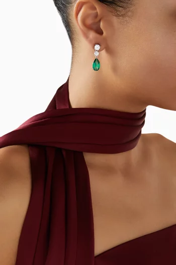 أقراط متدلية مرصعة بأحجار زركونيا مستديرة وبتصميم كمثرى نحاس مطلي روديوم