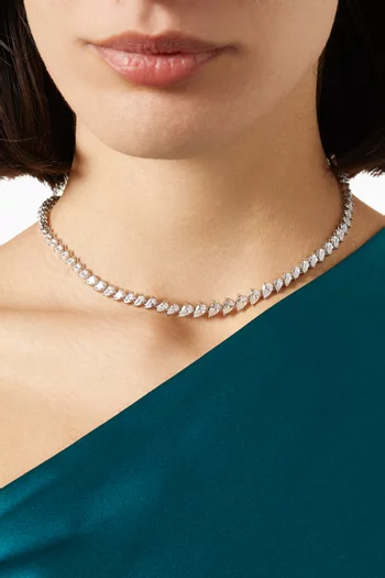 قلادة تنس مرصعة بأحجار متدرجة بتصميم نصف كمثرى نحاس مطلي روديوم