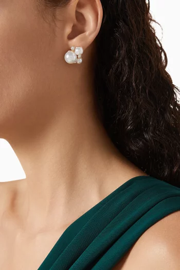 Pristine Pearl Stud Earrings in 18kt Gold Plated Metal