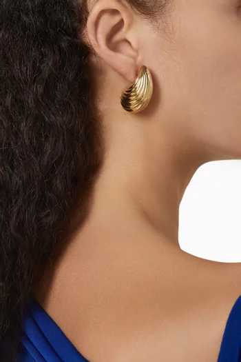 Geller Shell Earrings in 14kt Gold-plated Silver