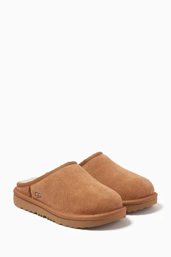 Classic Clogs in Suede