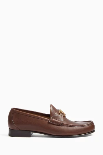 Valentino Garavani VLogo Signature Loafers in Leather