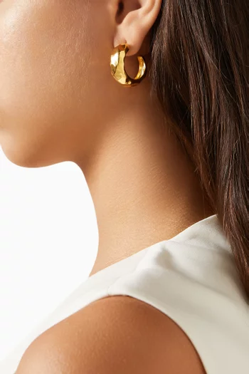 Chunky Chili Hoop Earrings in 22kt Gold-plated Brass