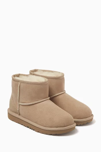 Classic II Mini Boot in Sheepskin