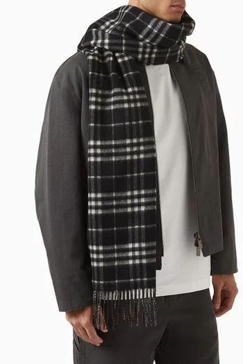 Reversible Check-print Scarf in Cashmere