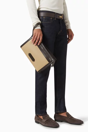 Messenger Bag in Leather