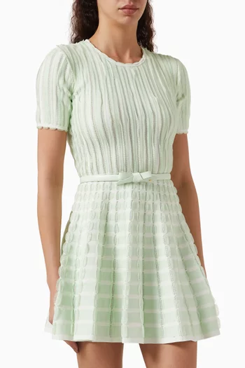 فستان قصير بكشكش نسيج فيسكوز