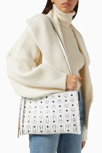 حقيبة كروس ارين متوسطة قنب بنقشة فيزيتوس وحروف شعار الماركة