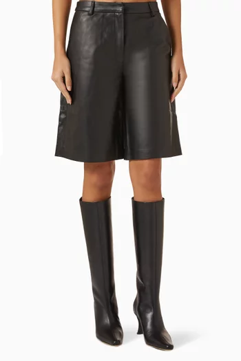 Bermuda Shorts in Lambskin Leather