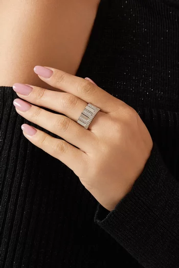 Urban Diamond Ring in 18kt White Gold