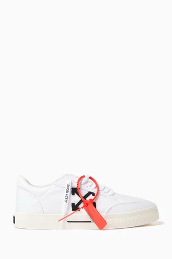New Low Vulcanized Sneakers in Canvas