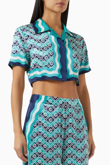 قميص قصير بحافة مموجة وشعار الماركة حرير ستان