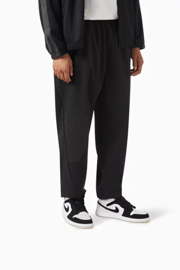Air Jordan 1 Mid SE Sneakers in Leather
