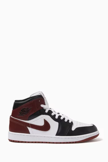 Air Jordan 1 Mid SE Sneakers in Leather