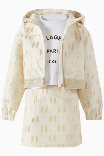 تنورة قصيرة بشعار الماركة جاكار