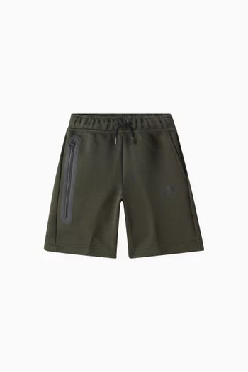 Logo Shorts in Tech Fleece